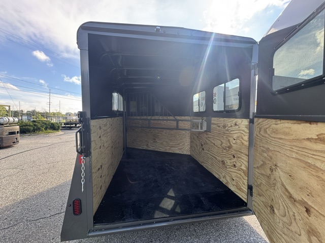 2027 VALLEY TRAILERS 6'8" X 14' 7K 2 HORSE SLANT LOAD Stock Stock-Combo